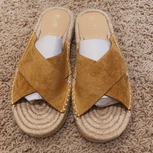 Mi.iM mustard espadrille slides💕